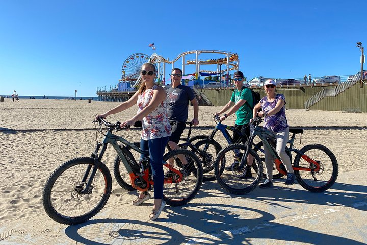 Santa Monica to Marina Del Rey e-Bike Coastal Beach Tour  - Photo 1 of 8
